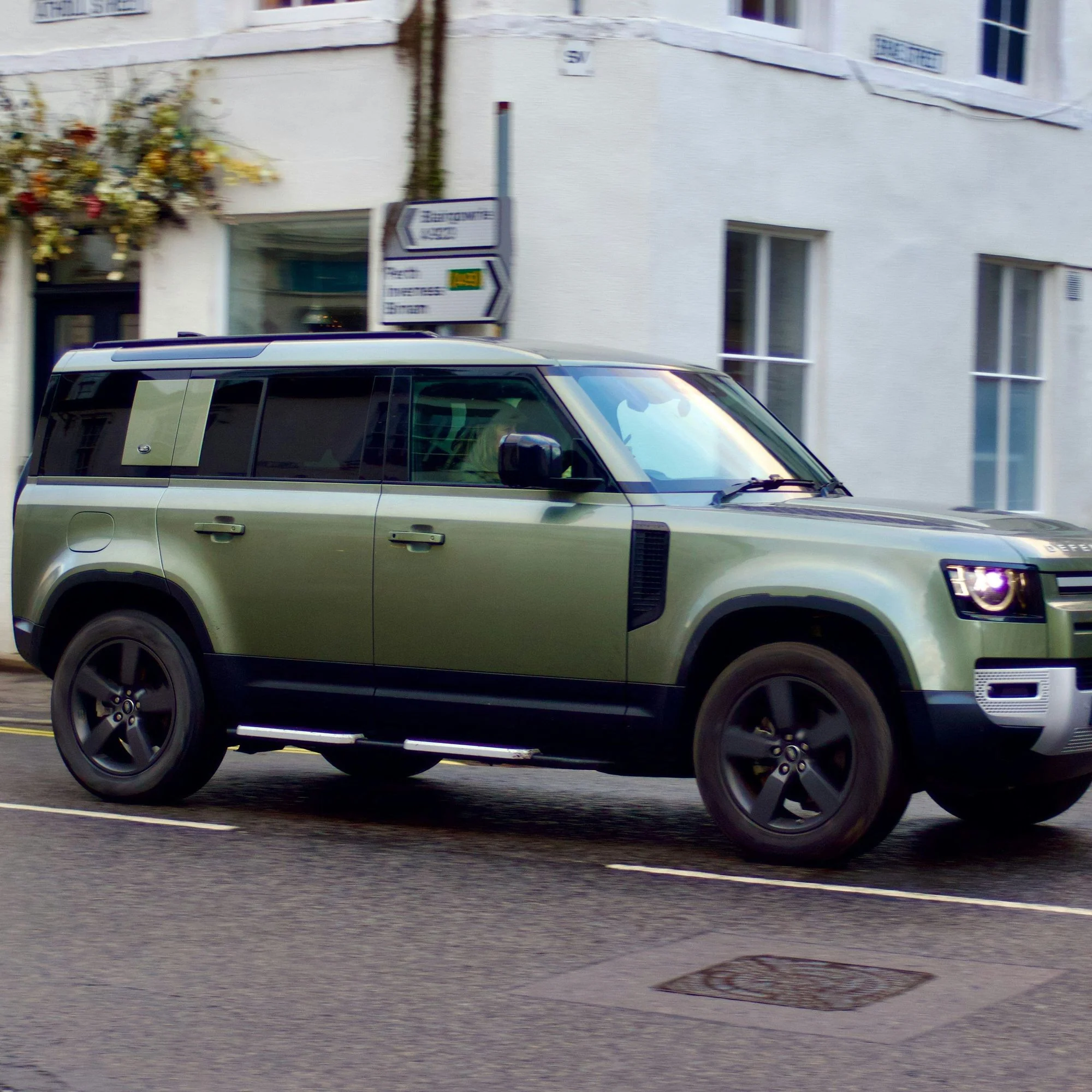 Land Rover Defender 110, 130 (2019-2025) 2nd Row Car Mat - 8 Seat layout - Image 2