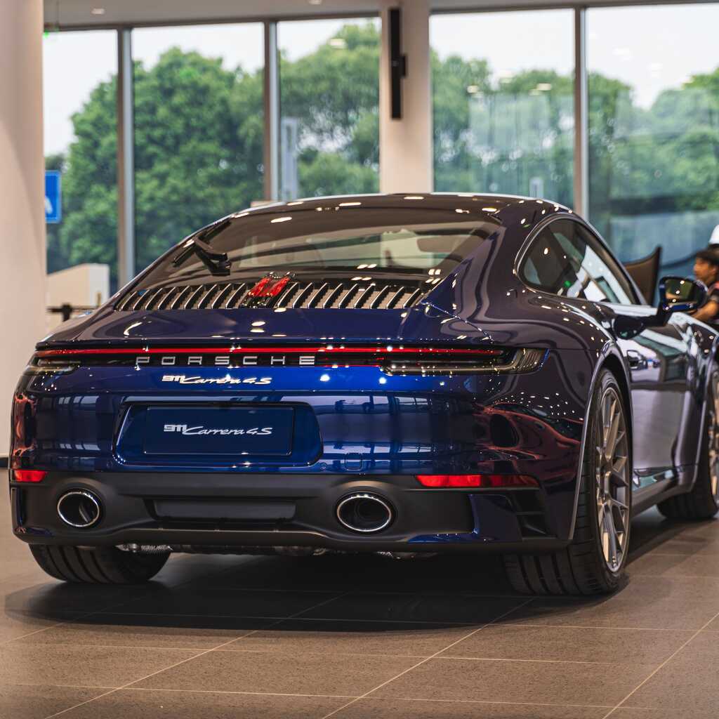 Porsche 911.992 (2019-Present) Windshield Sunshade - Image 2