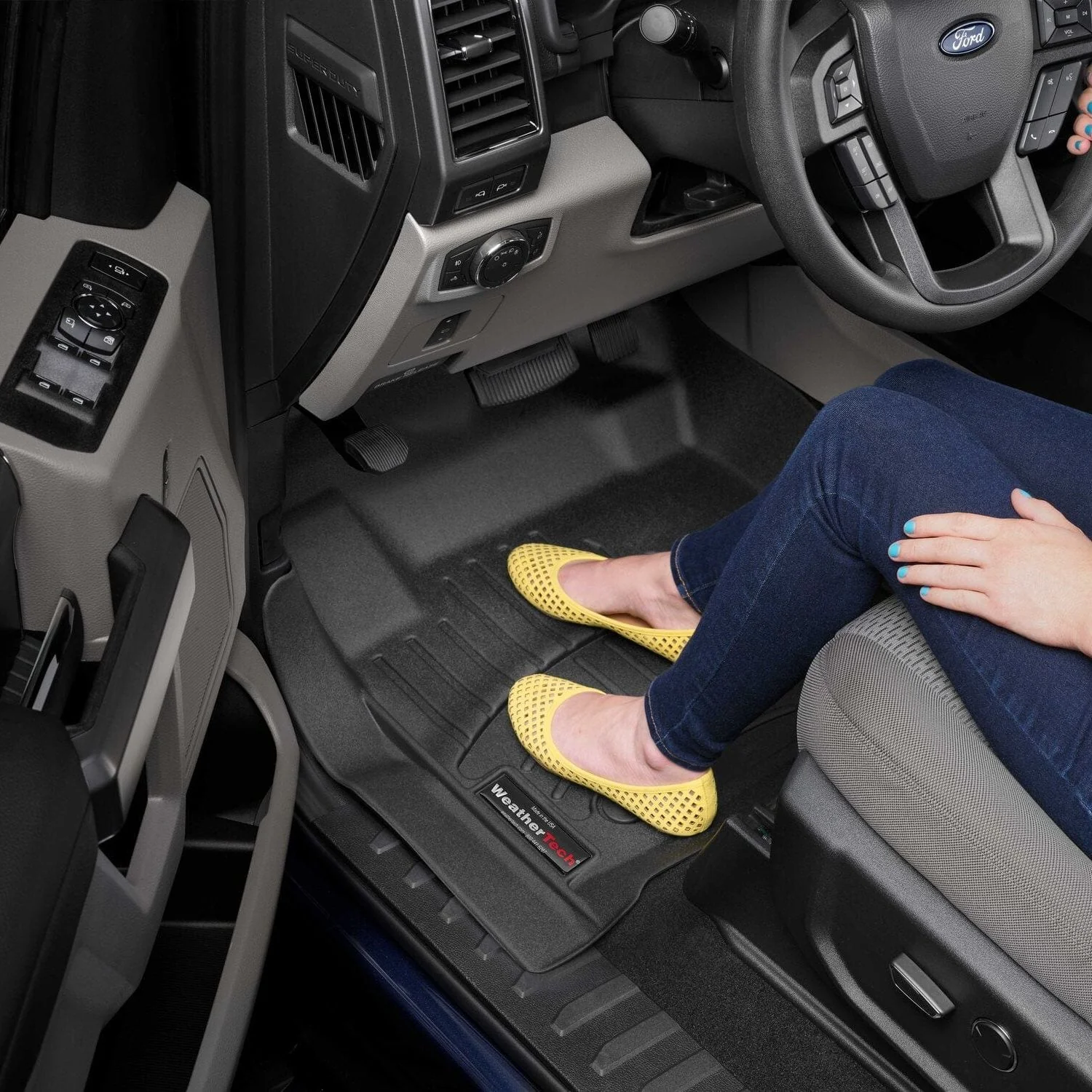 Range Rover Evoque L538 (2016-2019) 2nd Row Car Mat - Image 5