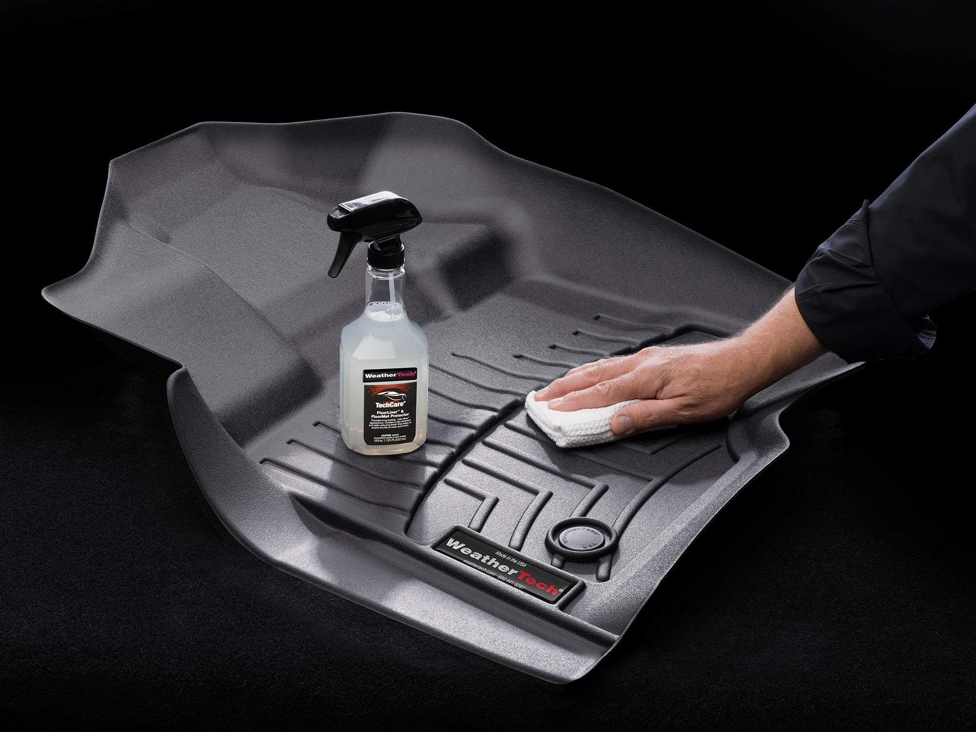 TechCare Car Mat Cleaner and Protector Kit, two 500ml Bottles - Image 4